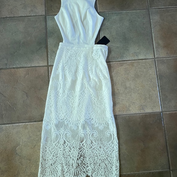 REVOLVE LEILA DRESS NEVER WORN SIZE 2 DRESS NWT - Picture 7 of 9